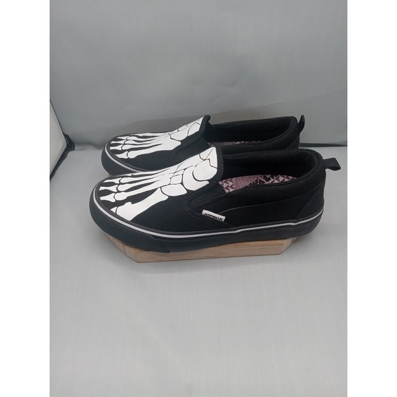 Airwalk Other - BOY'S AIRWALK-SIDEKICK CANVAS FABRIC SKELATON SLIP‎ ON BLACK ATHLETIC Shoes Sz 5